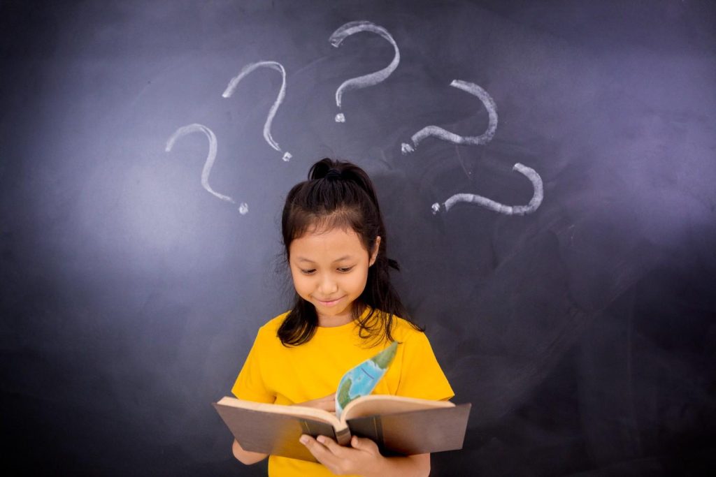 How Asking Questions Helps You Learn in Class